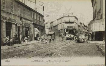 5e-grand-chemin-de-toulon-vu-vers-le-croisement-des-rues-vincent-et-de-laube-au-quartier-baille